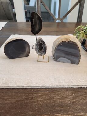 Natural Agate Geode Display Set